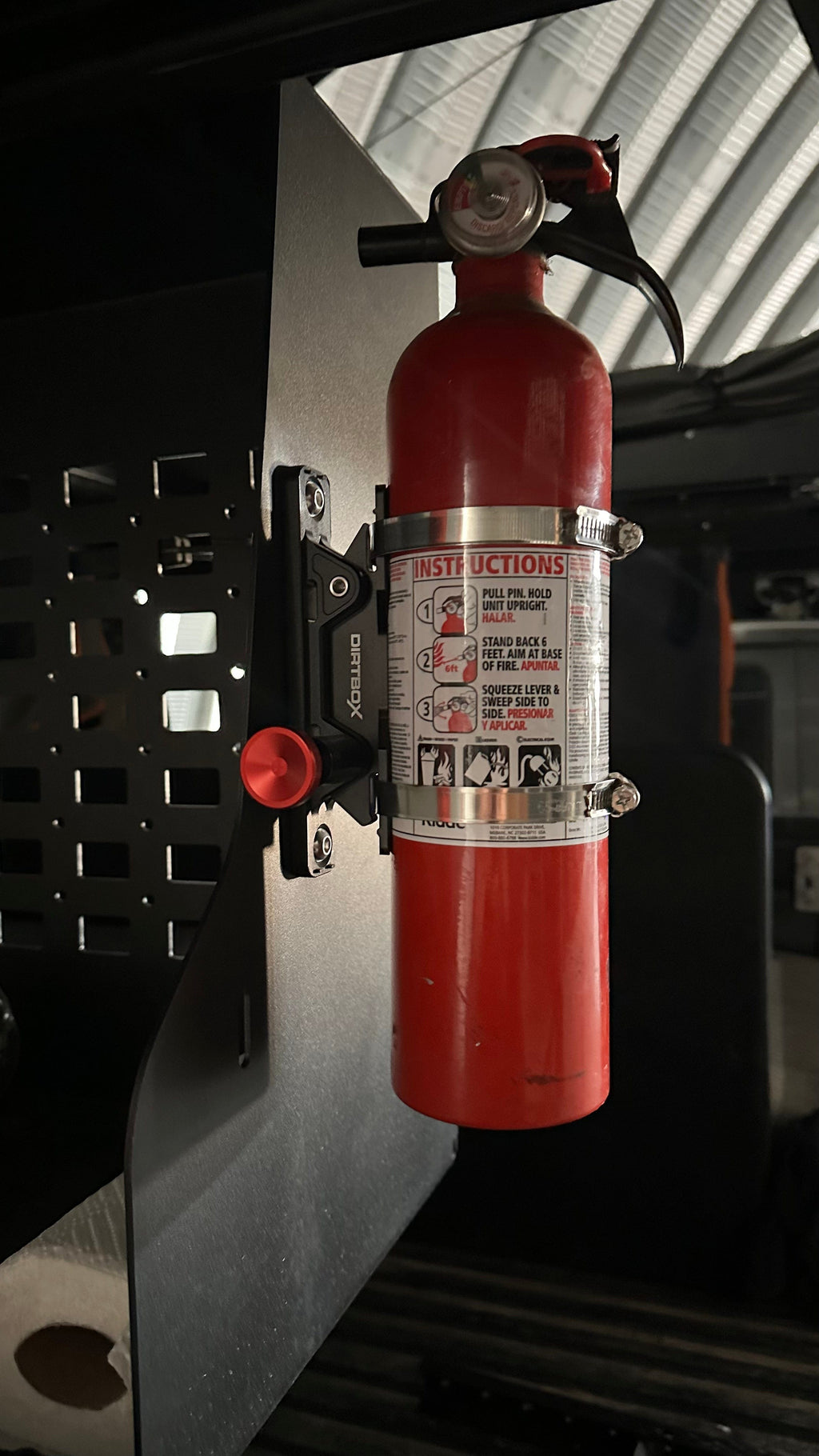 Quick Release Fire Extinguisher Mount