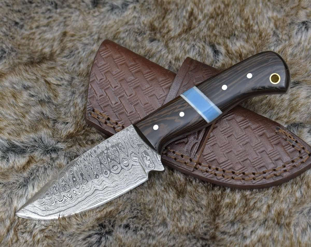 Mangler Damascus Skinnig Knife with Exotic Wenge Wood & Turquoise Handle